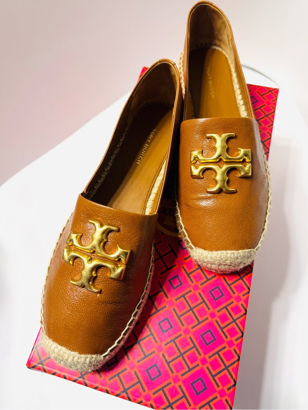 Tory Burch Eleanor Leather Espadrilles Flats Brown Bourbon Gold Logo Size 6.5 - Picture 4 of 6
